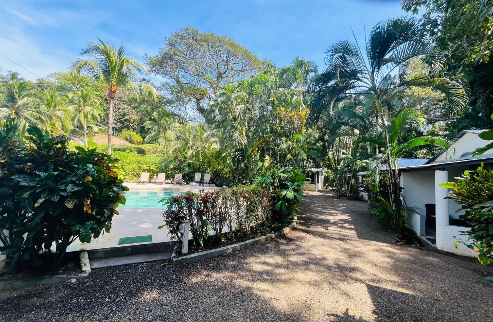 Villas Majolana Playa Herradura  Exterior photo